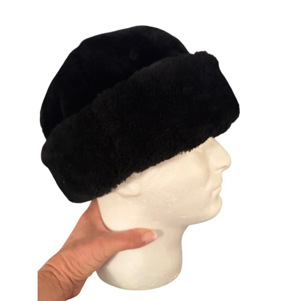 Surell x Saks Fifth Avenue Womens Shearling Fur Snowball Hat Size XL Black